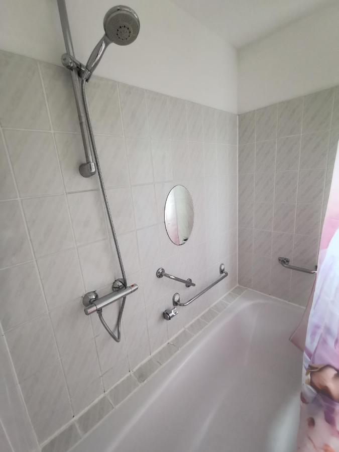 Izzy'S Rainbow House Villa Де Хаан Екстериор снимка